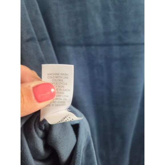 Pure Jill by J.Jill Blue Crew Neck Velvet Tunic w/pockets Blouse size Medium - Picture 8 of 8